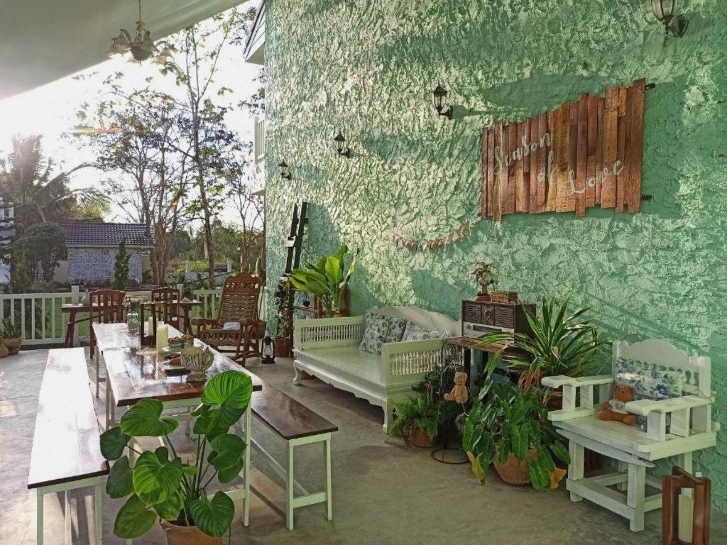 Charisma Resort Suan Phueng Zewnętrze zdjęcie