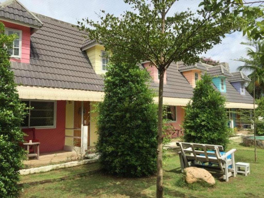 Charisma Resort Suan Phueng Zewnętrze zdjęcie