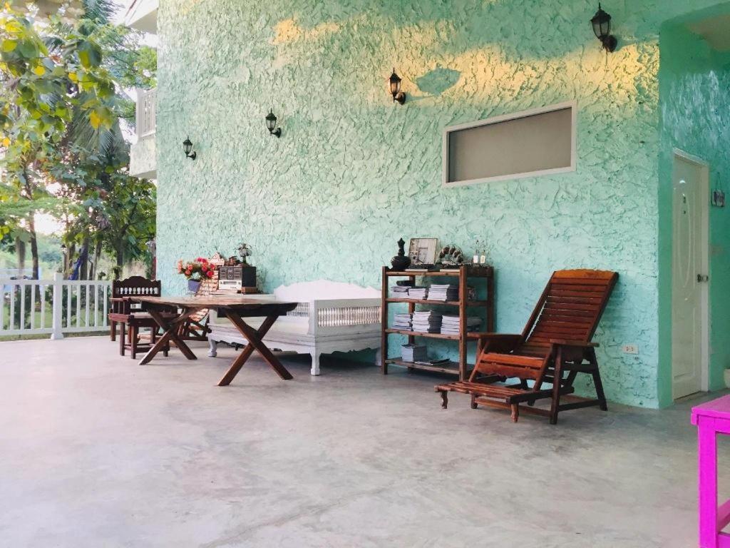 Charisma Resort Suan Phueng Zewnętrze zdjęcie