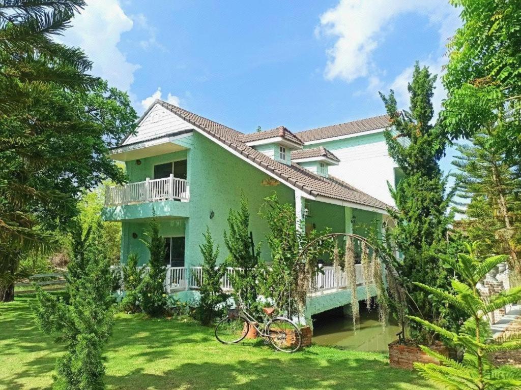 Charisma Resort Suan Phueng Zewnętrze zdjęcie