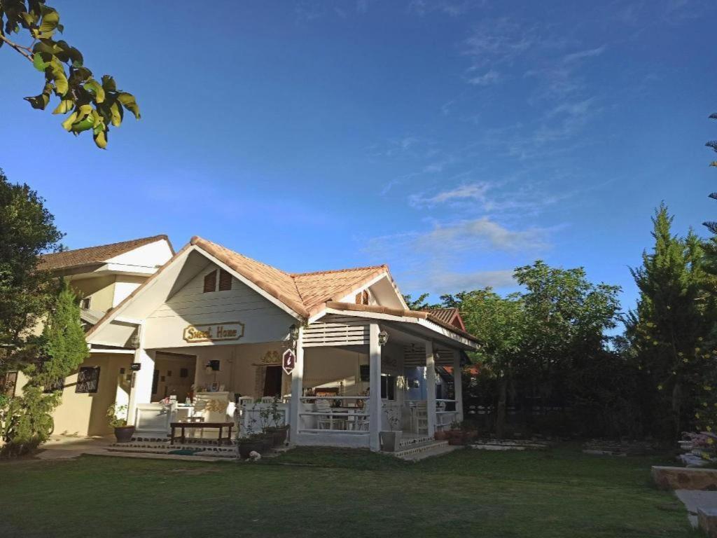 Charisma Resort Suan Phueng Zewnętrze zdjęcie