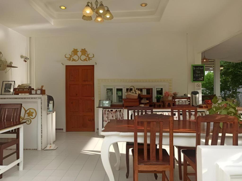 Charisma Resort Suan Phueng Zewnętrze zdjęcie