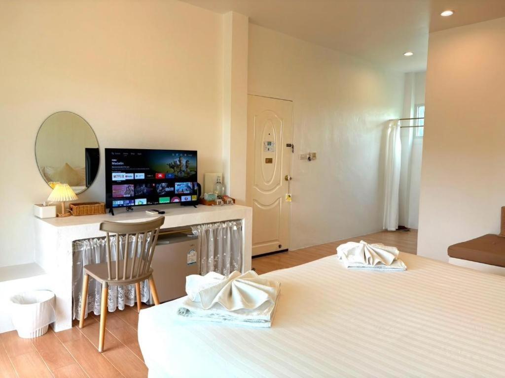 Charisma Resort Suan Phueng Zewnętrze zdjęcie